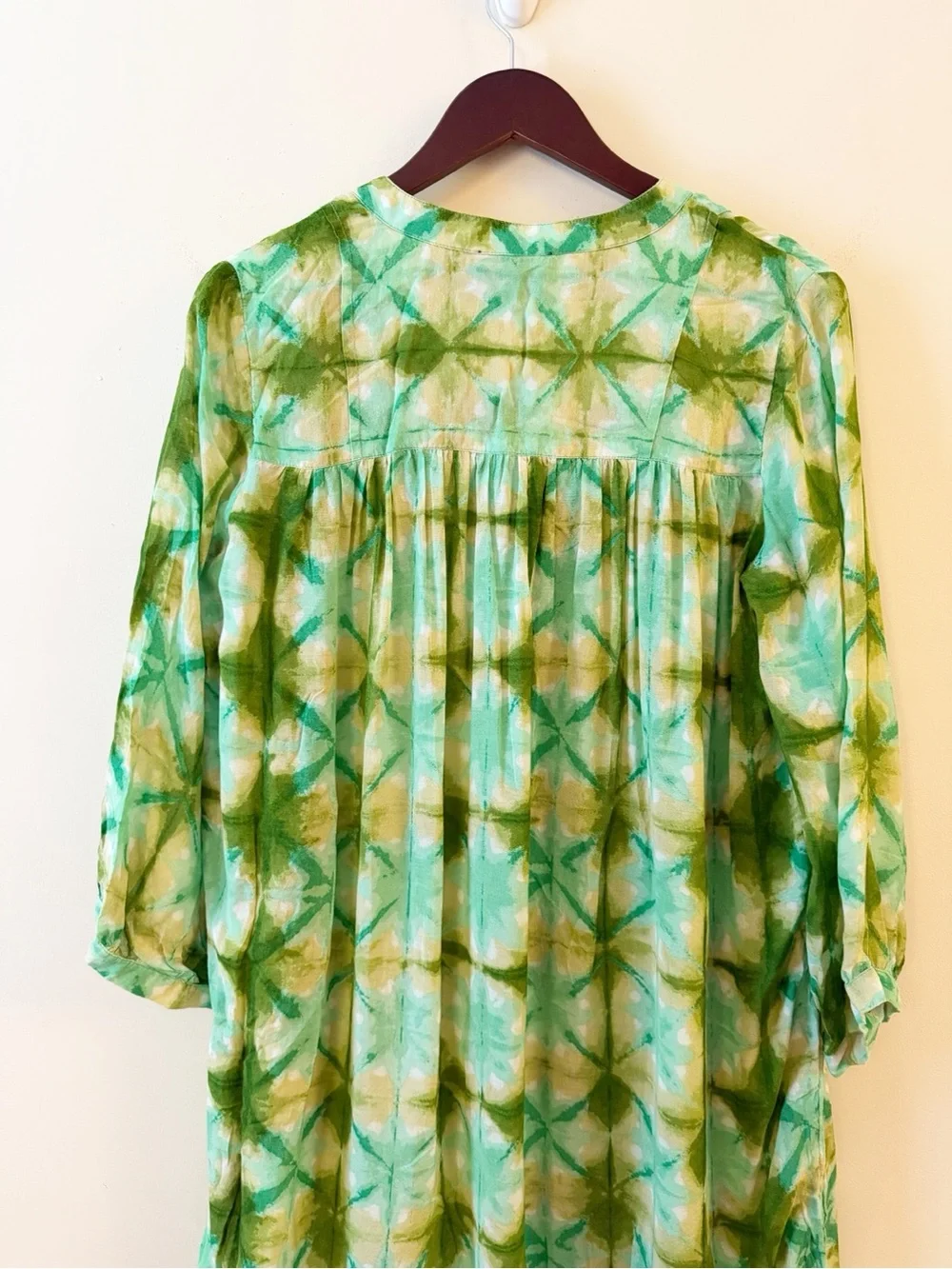 Tuckernuck Seafoam Medallion Bondi Coverup Caftan Size Medium Blue Green